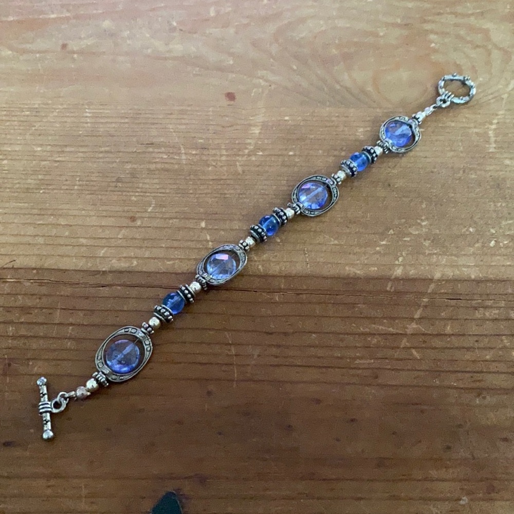 Vintage Womens Silver & Blue Bracelet